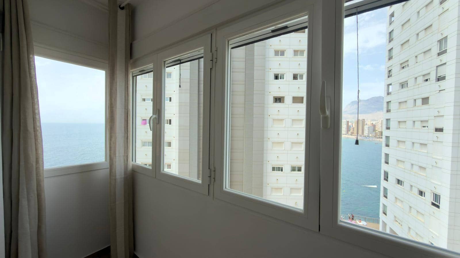 3 quarto Apartamento para venda em Benidorm com piscina - 450 000 € (Ref: 9994336)