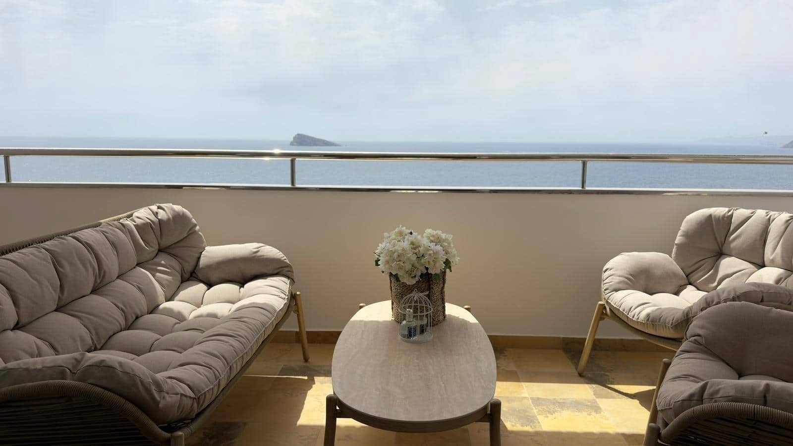 3 quarto Apartamento para venda em Benidorm com piscina - 450 000 € (Ref: 9994336)