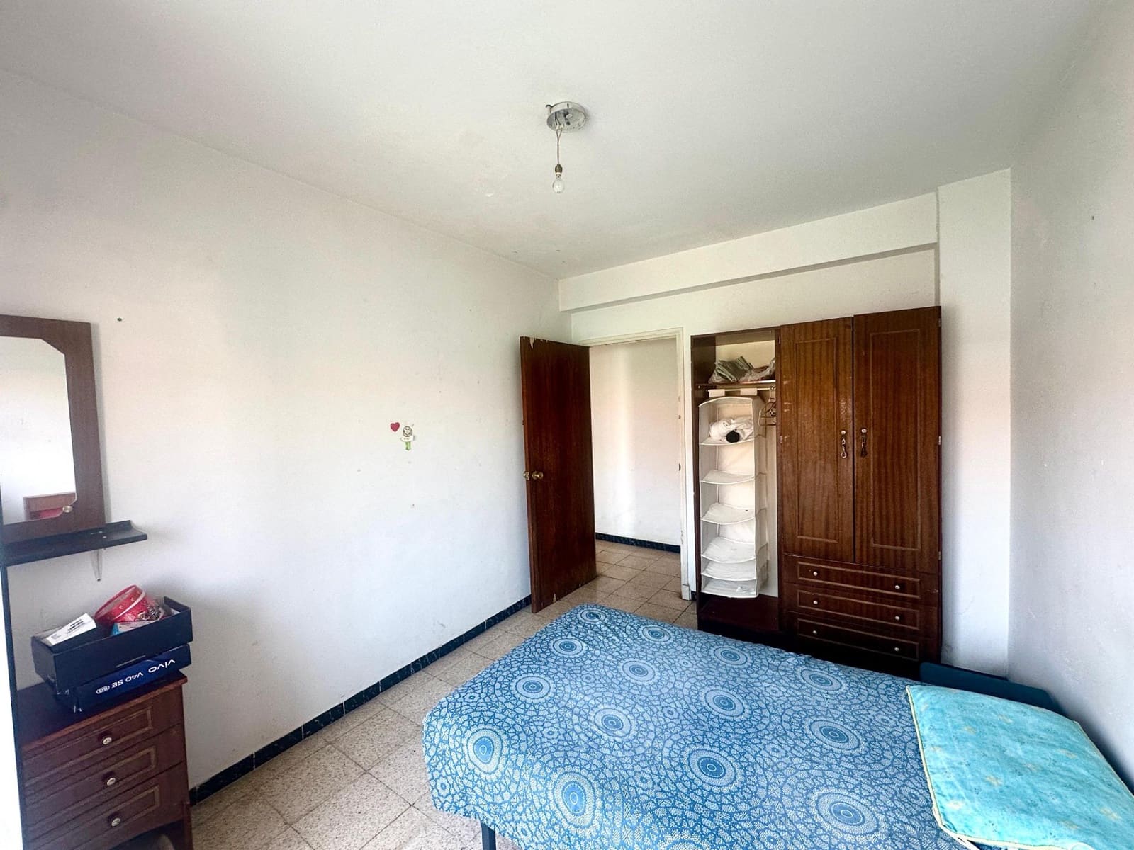 3 soveværelse Lejlighed til salg i Alicante by - € 130.000 (Ref: 9997198)