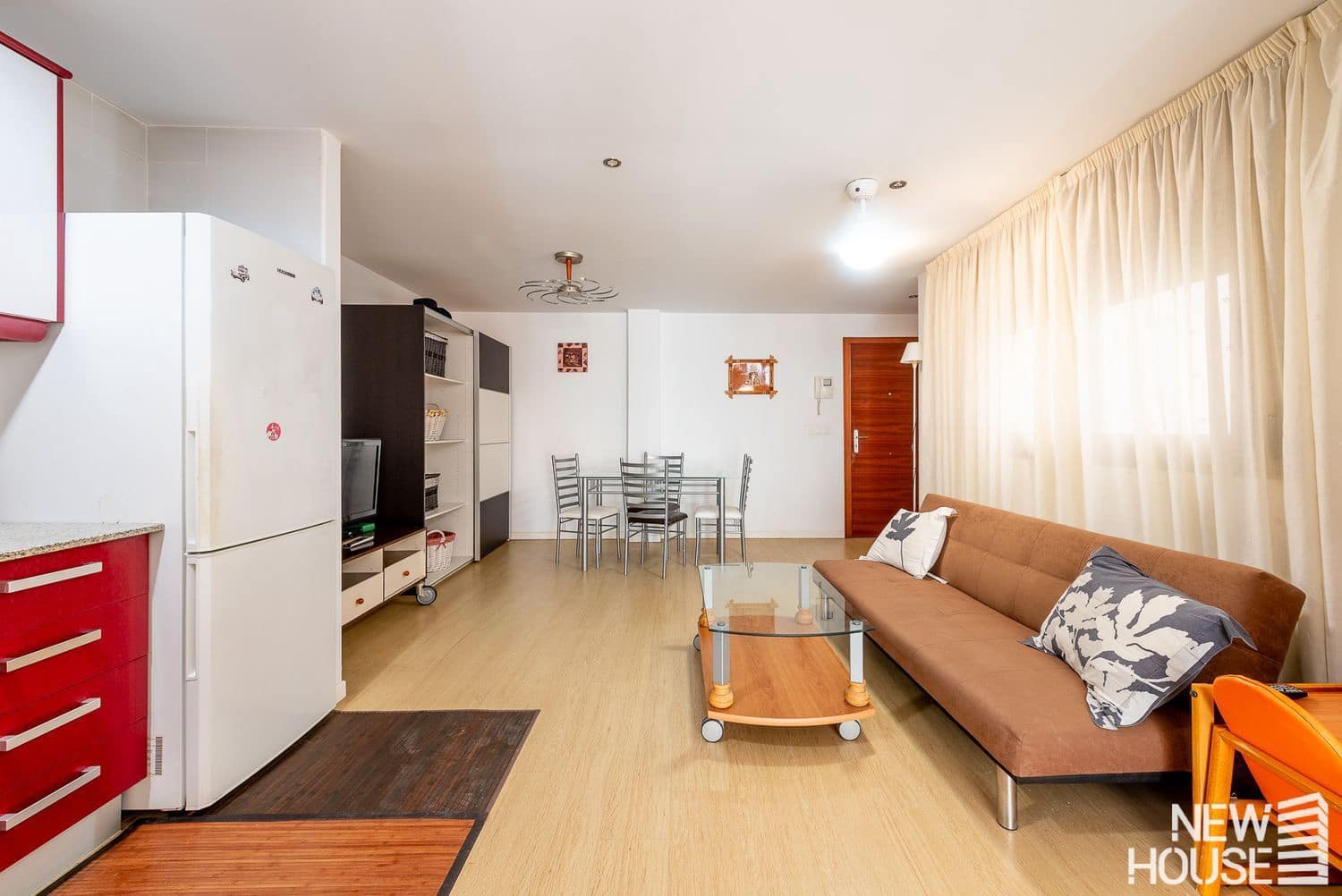 Apartamento de 1 habitación en Alicante / Alacant ciudad en venta con piscina garaje - 176.000 € (Ref: 9641399)