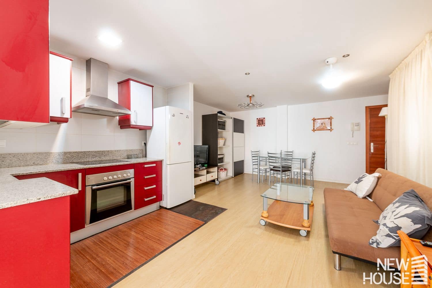 Apartamento de 1 habitación en Alicante / Alacant ciudad en venta con piscina garaje - 176.000 € (Ref: 9641399)