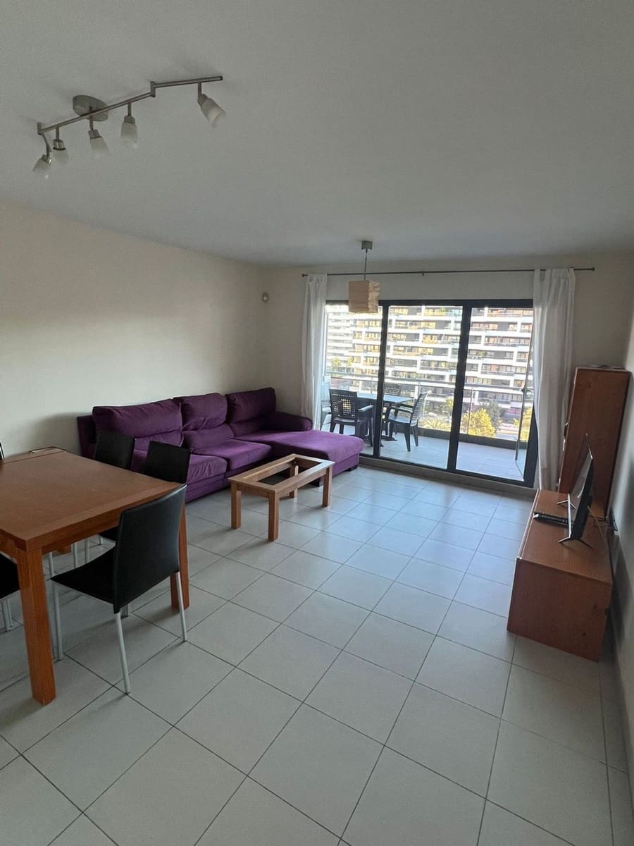 2 soveværelse Lejlighed til leje i Alicante by med swimmingpool garage - € 1.500 (Ref: 9641402)