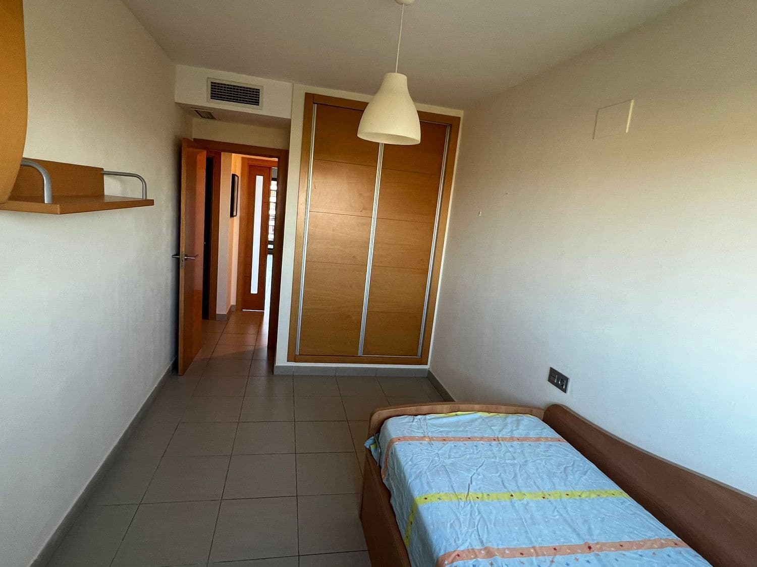 2 soveværelse Lejlighed til leje i Alicante by med swimmingpool garage - € 1.500 (Ref: 9641402)