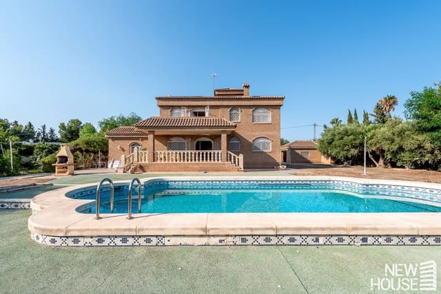 5 makuuhuone Huvila myytävänä paikassa Villafranqueza, Alicante kaupunki mukana uima-altaan 
autotalli - 550 000 € (Ref: 9641403)