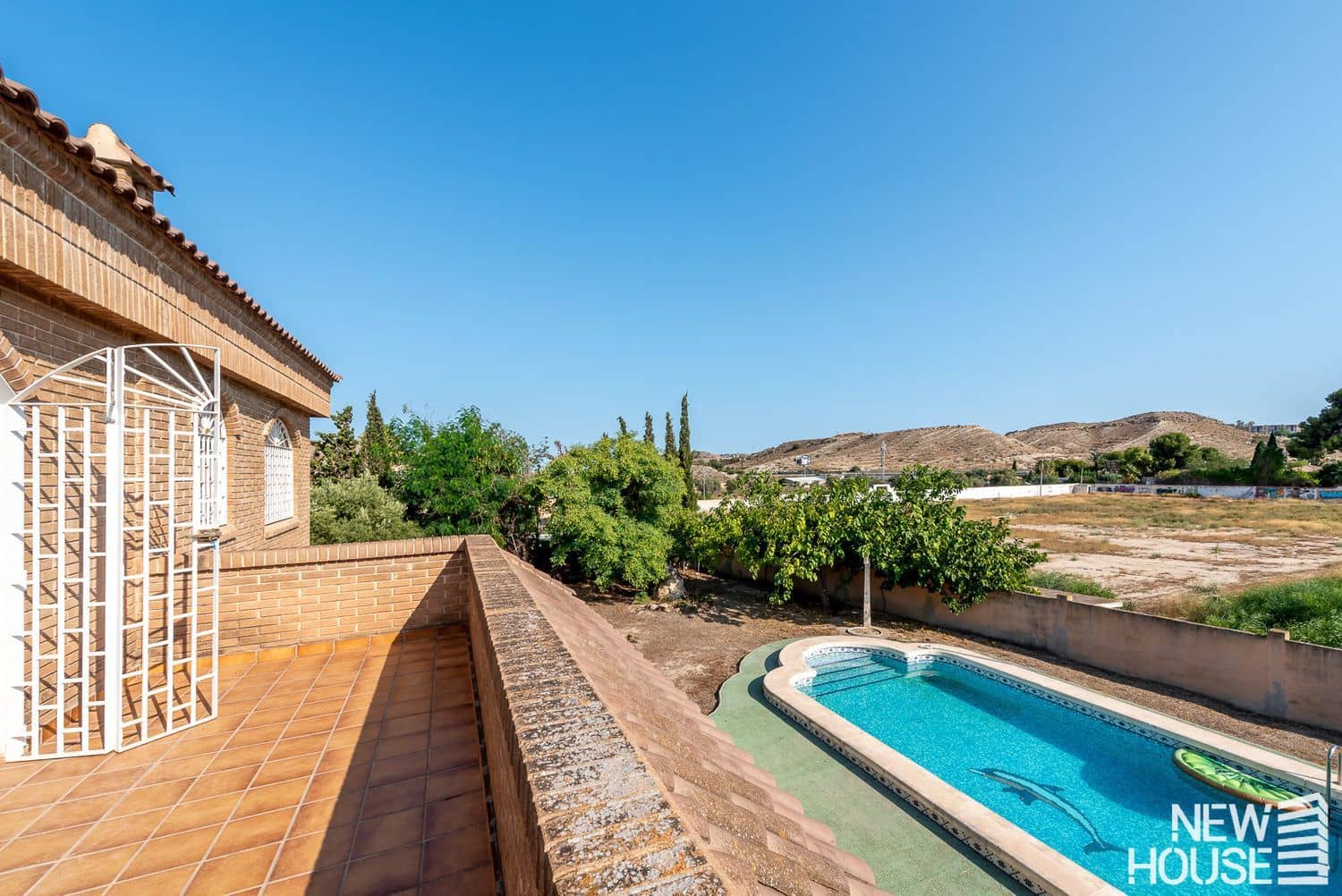 5 makuuhuone Huvila myytävänä paikassa Villafranqueza mukana uima-altaan 
autotalli - 550 000 € (Ref: 9641403)