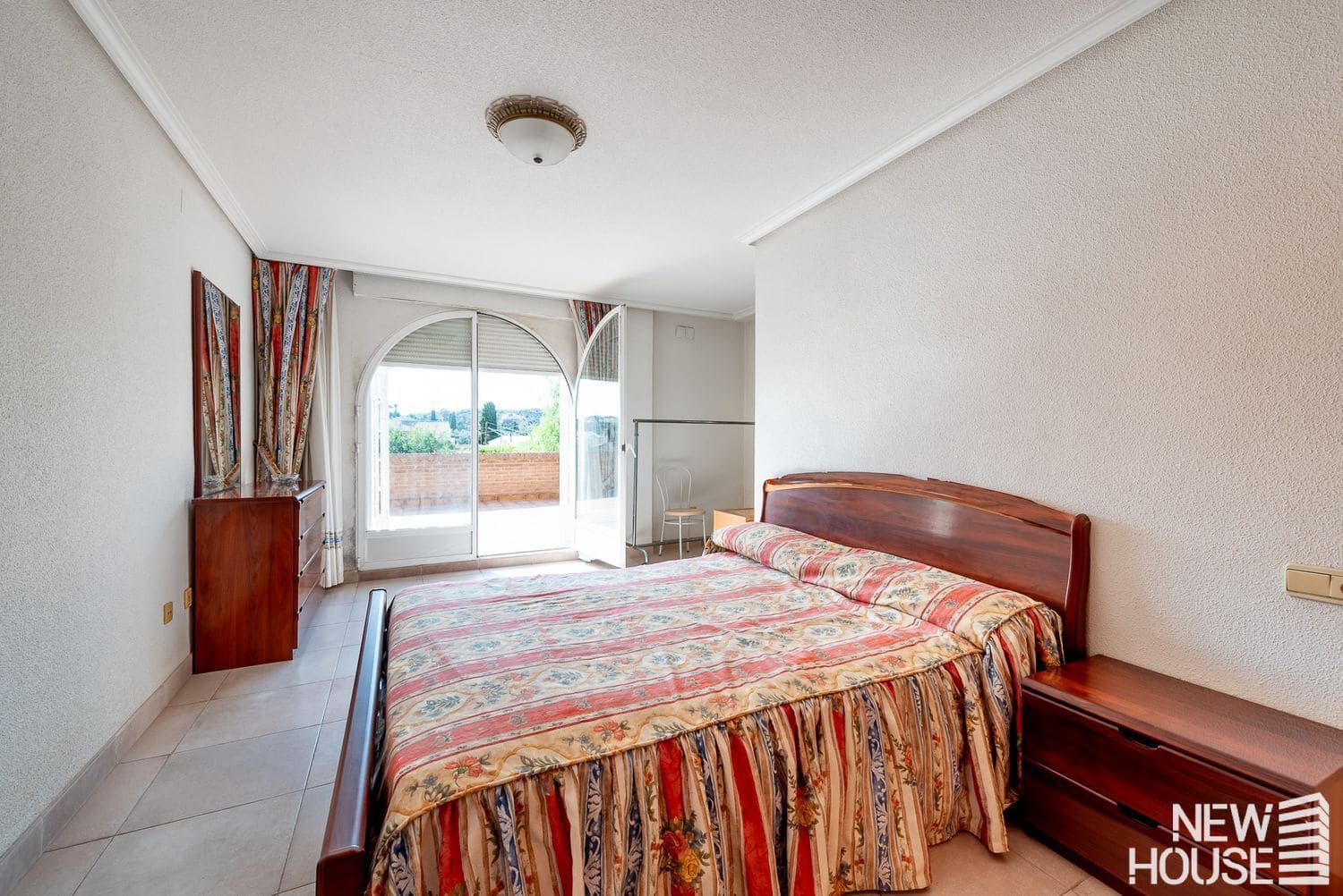 5 makuuhuone Huvila myytävänä paikassa Villafranqueza mukana uima-altaan 
autotalli - 550 000 € (Ref: 9641403)