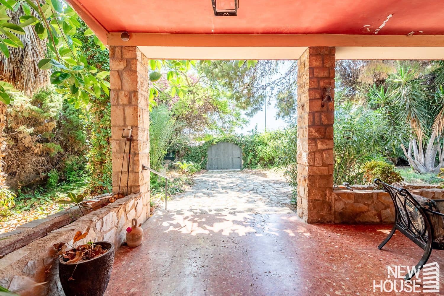 3 bedroom Villa for sale in Alicante / Alacant city with garage - € 585,000 (Ref: 9641407)