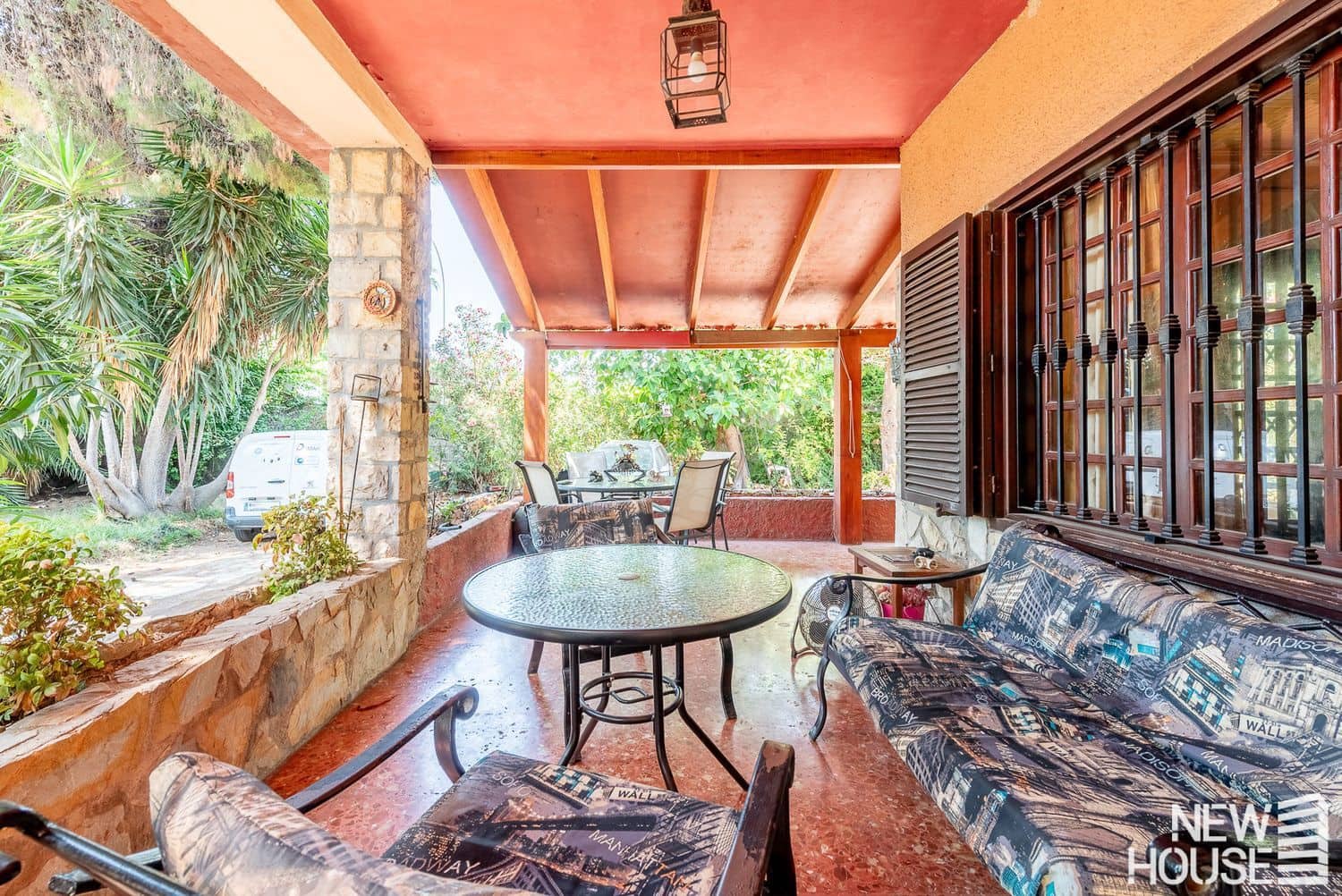 3 bedroom Villa for sale in Alicante / Alacant city with garage - € 585,000 (Ref: 9641407)