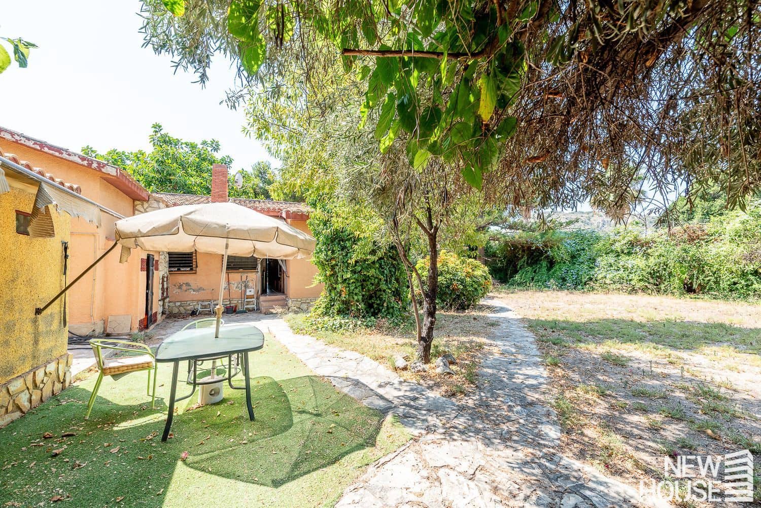 3 bedroom Villa for sale in Alicante / Alacant city with garage - € 585,000 (Ref: 9641407)