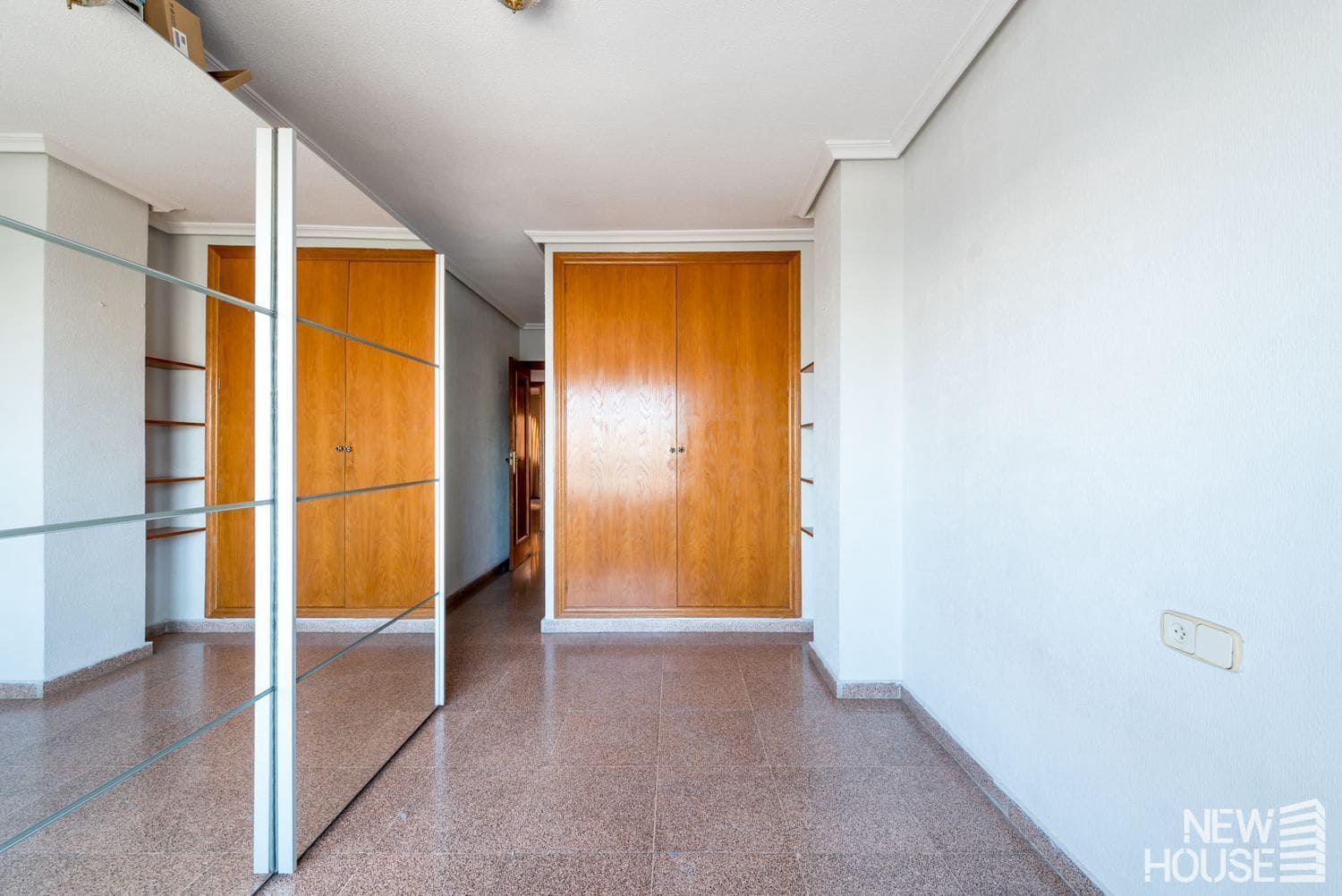 4 makuuhuone Huoneisto myytävänä paikassa Alicante kaupunki mukana 
autotalli - 350 000 € (Ref: 9641408)