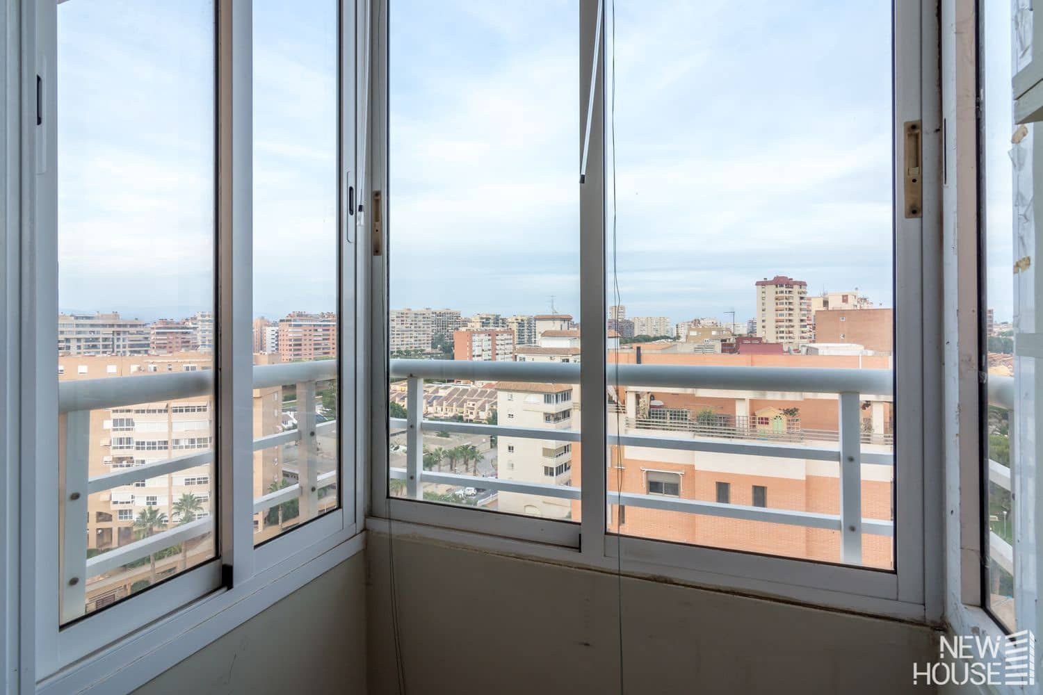 4 quarto Apartamento para venda em Cabo de las Huertas com piscina garagem - 520 000 € (Ref: 9641409)