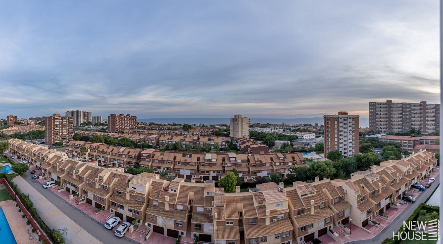 4 quarto Apartamento para venda em Cabo de las Huertas com piscina garagem - 520 000 € (Ref: 9641409)