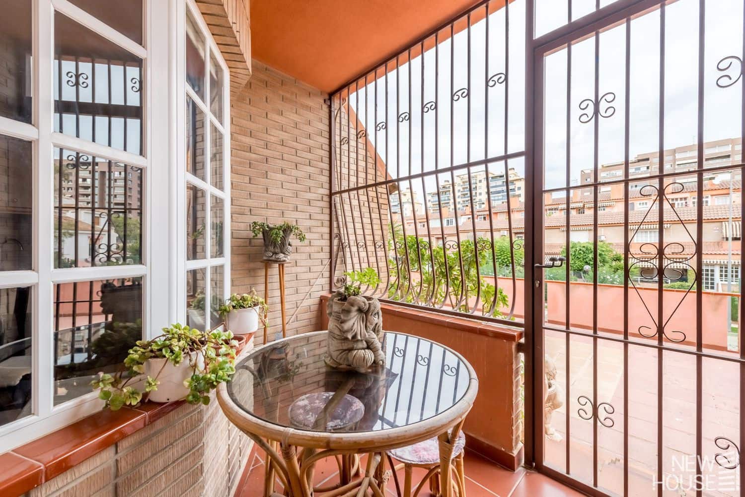 5 bedroom Townhouse for sale in Cabo de las Huertas with pool garage - € 499,000 (Ref: 9641410)