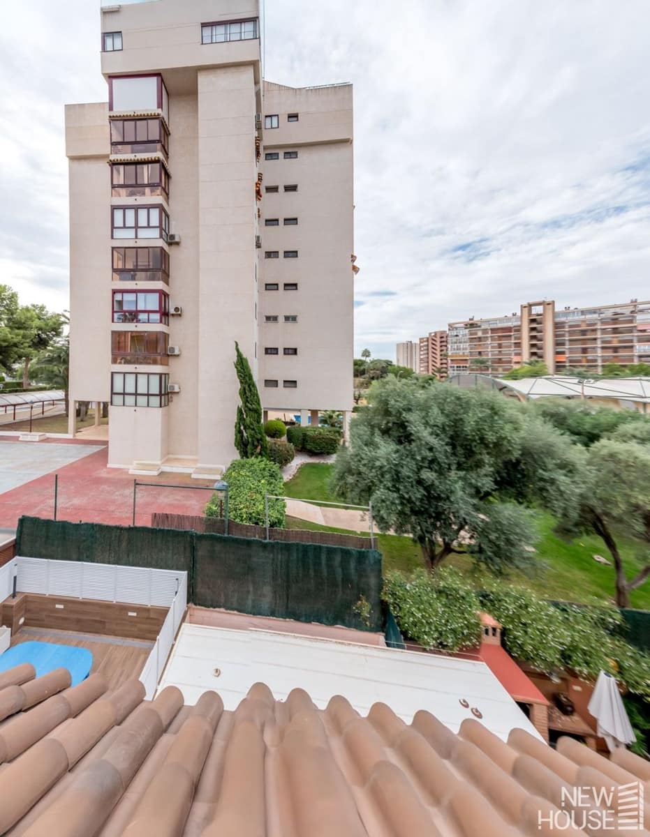 5 bedroom Townhouse for sale in Cabo de las Huertas with pool garage - € 499,000 (Ref: 9641410)