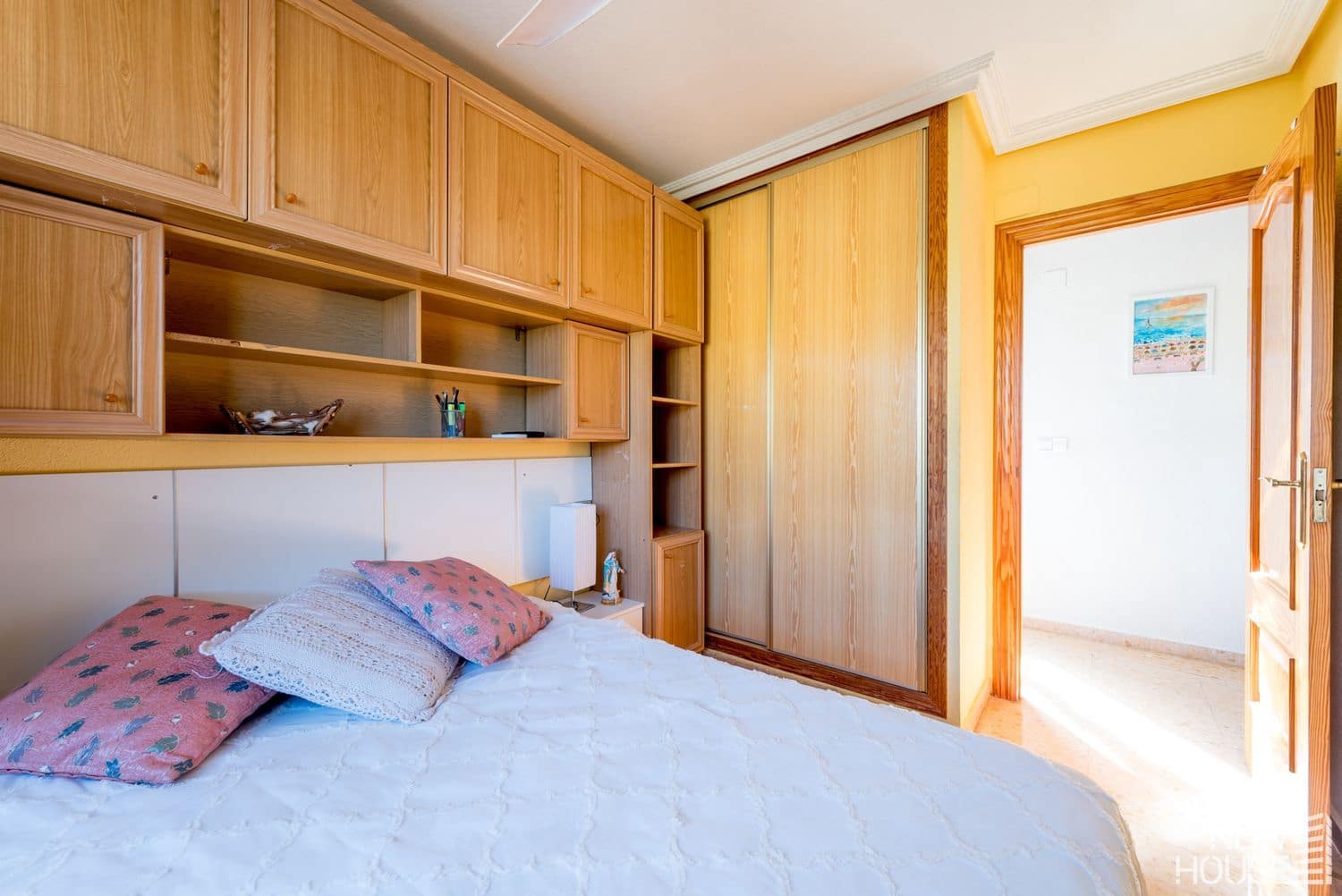 4 makuuhuone Huvila myytävänä paikassa San Vicente / Sant Vicent del Raspeig mukana uima-altaan 
autotalli - 570 000 € (Ref: 9641413)