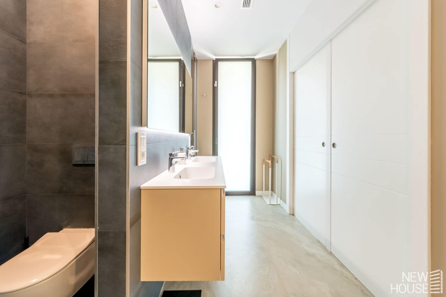 4 bedroom Villa for sale in Cabo de las Huertas with pool garage - € 3,200,000 (Ref: 9641414)