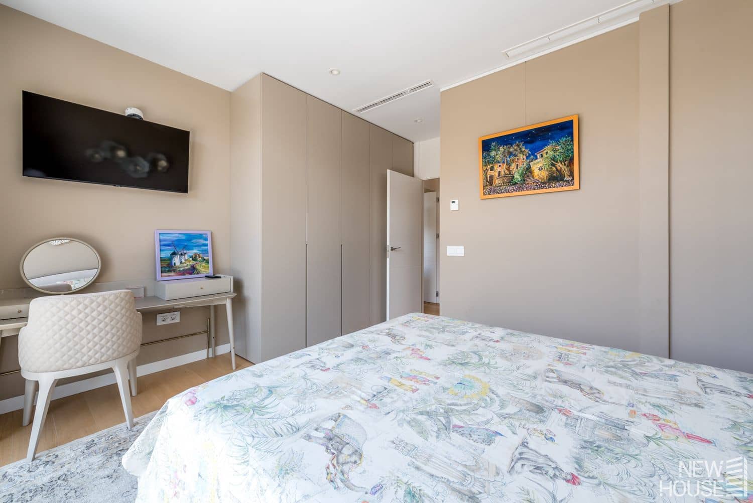 4 bedroom Villa for sale in Cabo de las Huertas with pool garage - € 3,200,000 (Ref: 9641414)