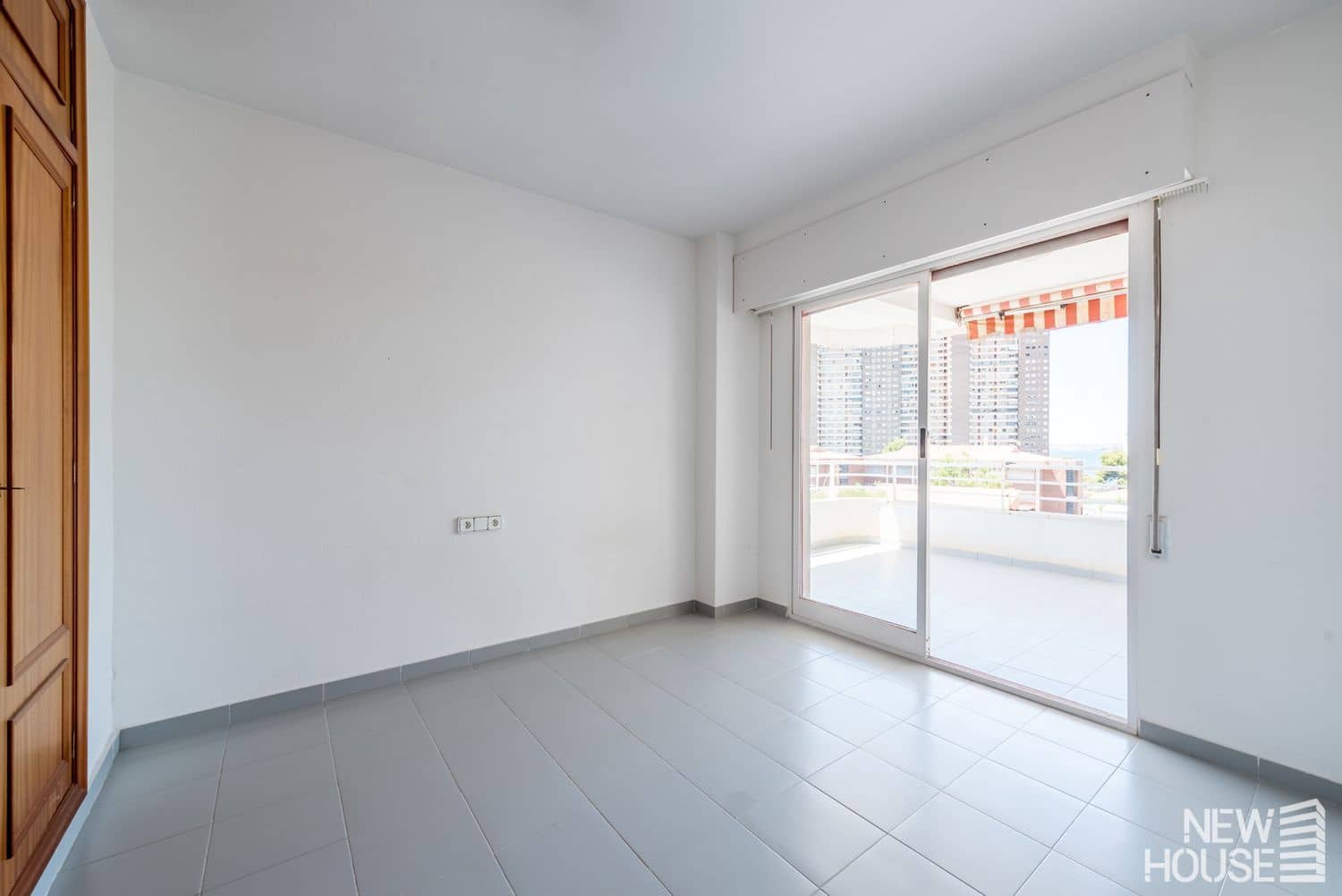 3 quarto Apartamento para venda em Cabo de las Huertas com piscina garagem - 410 000 € (Ref: 9641415)