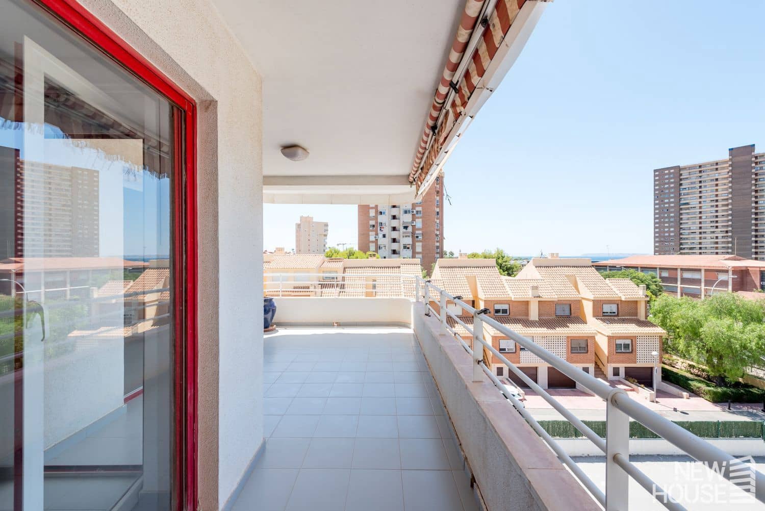 3 quarto Apartamento para venda em Cabo de las Huertas com piscina garagem - 410 000 € (Ref: 9641415)