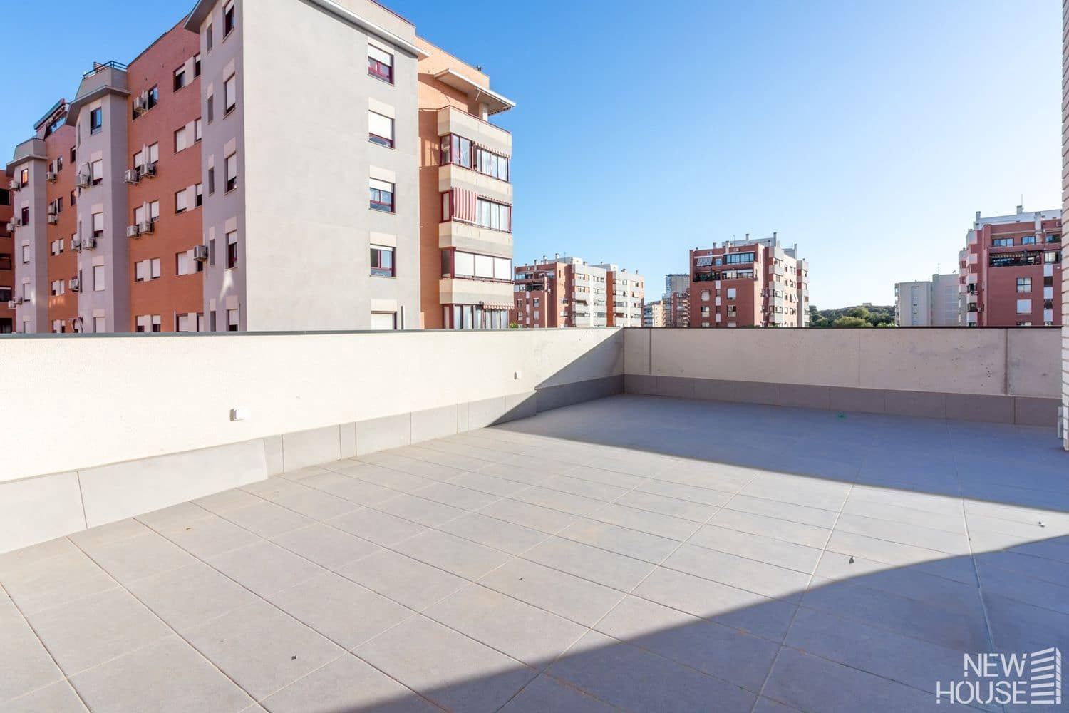3 Zimmer Apartment zu verkaufen in Alicante / Alacant Stadt mit Pool Garage - 675.000 € (Ref: 9669799)
