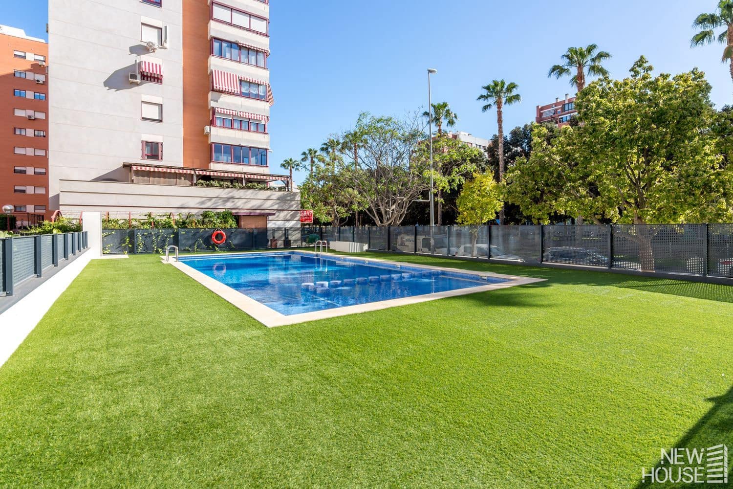 3 Zimmer Apartment zu verkaufen in Alicante / Alacant Stadt mit Pool Garage - 675.000 € (Ref: 9669799)
