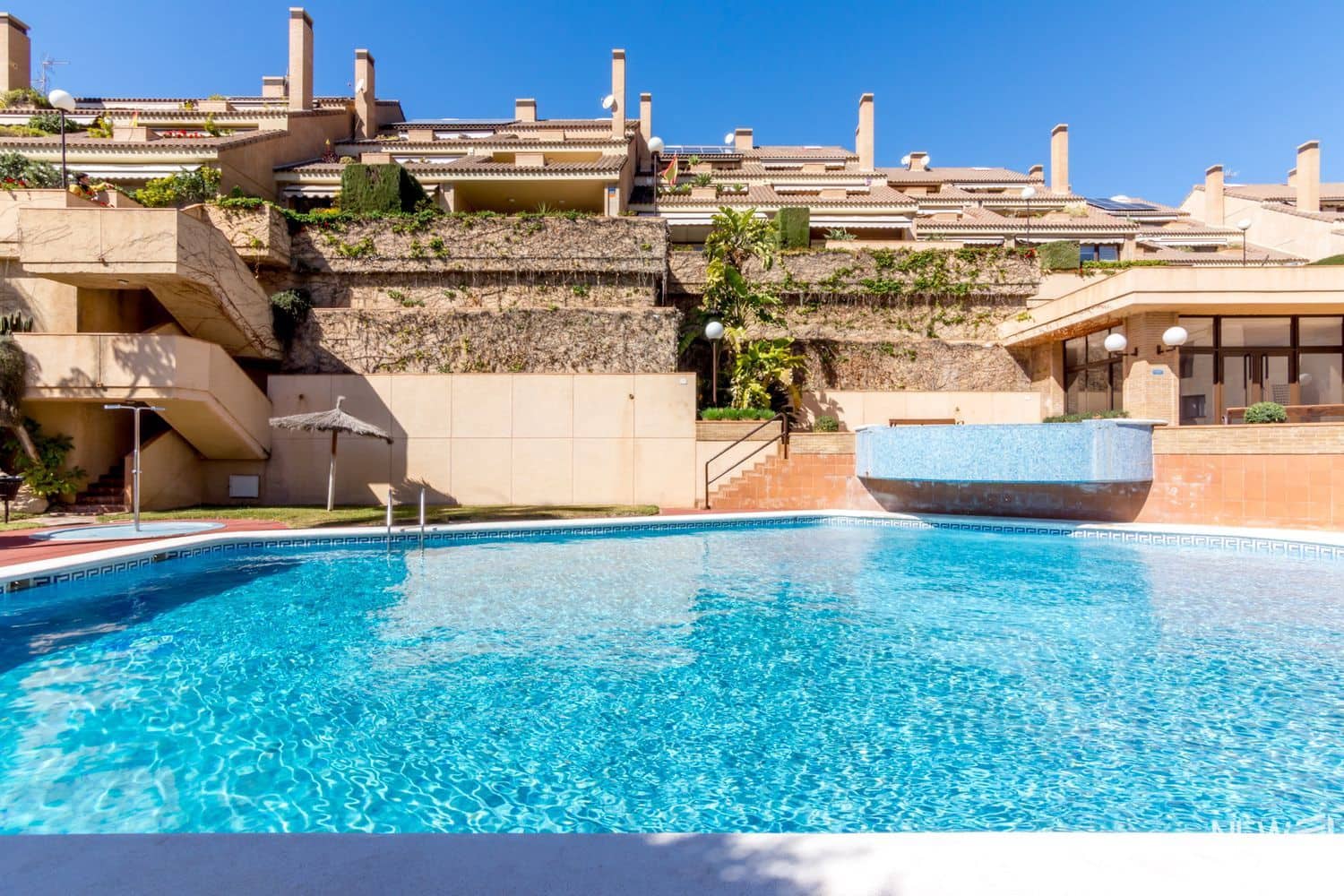 Casa de 6 habitaciones en Cabo de las Huertas en venta con piscina garaje - 1.150.000 € (Ref: 9669800)