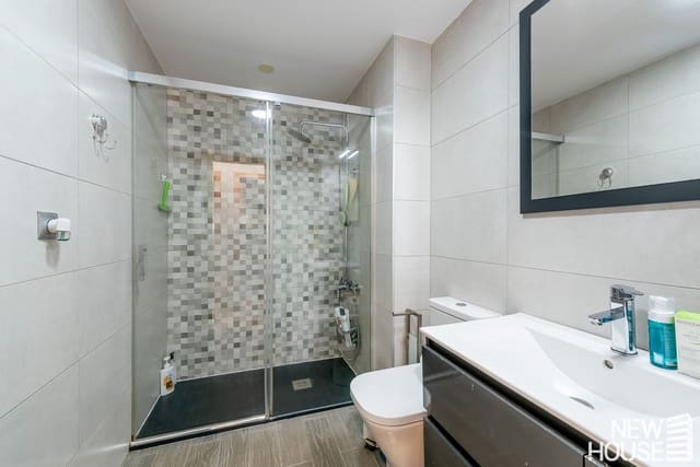 3 Zimmer Apartment zu verkaufen in Albufereta, Alicante / Alacant Stadt mit Pool Garage - 385.000 € (Ref: 9669802)