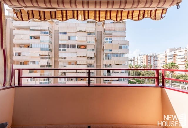 3 Zimmer Apartment zu verkaufen in Albufereta, Alicante / Alacant Stadt mit Pool Garage - 385.000 € (Ref: 9669802)