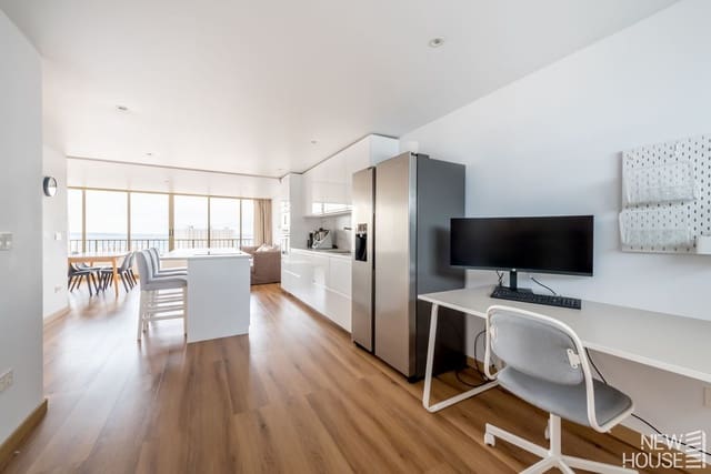 1 bedroom Apartment for sale in Cabo de las Huertas, Alicante / Alacant city with pool garage - € 305,000 (Ref: 9669803)