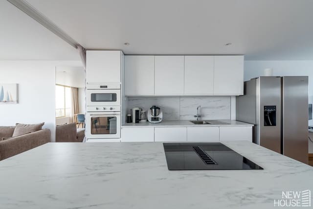 1 bedroom Apartment for sale in Cabo de las Huertas, Alicante / Alacant city with pool garage - € 305,000 (Ref: 9669803)