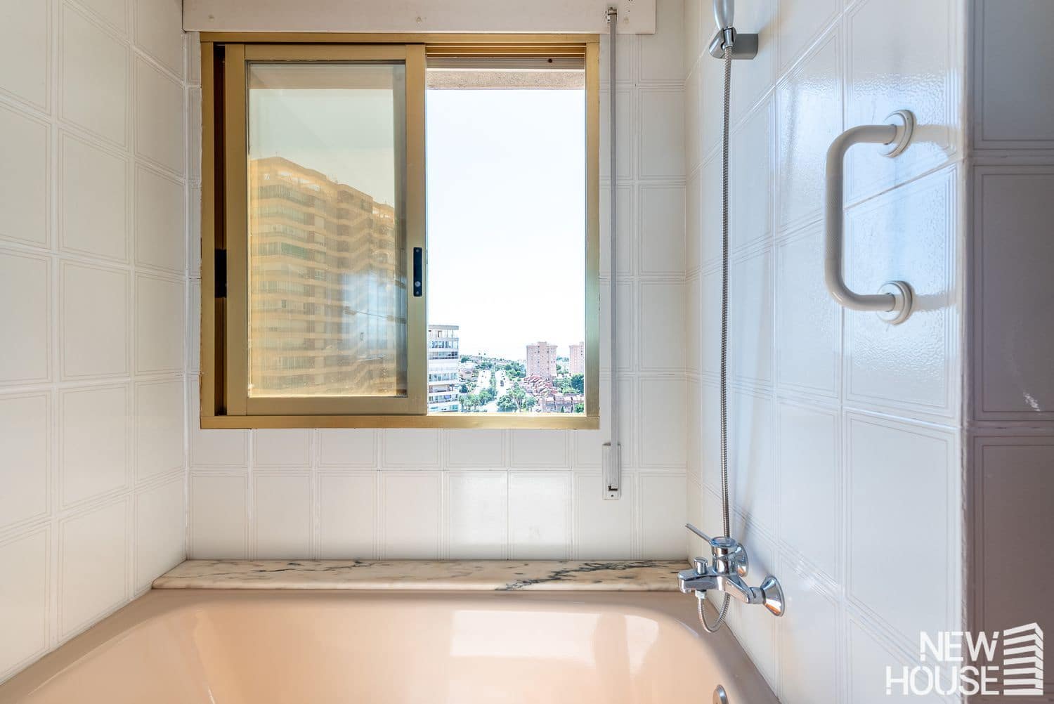 2 chambre Appartement à vendre à Cabo de las Huertas avec piscine garage - 585 000 € (Ref: 9669805)