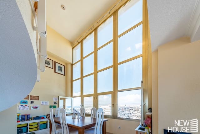 2 chambre Appartement à vendre à Cabo de las Huertas, Alicante ville avec piscine garage - 585 000 € (Ref: 9669805)