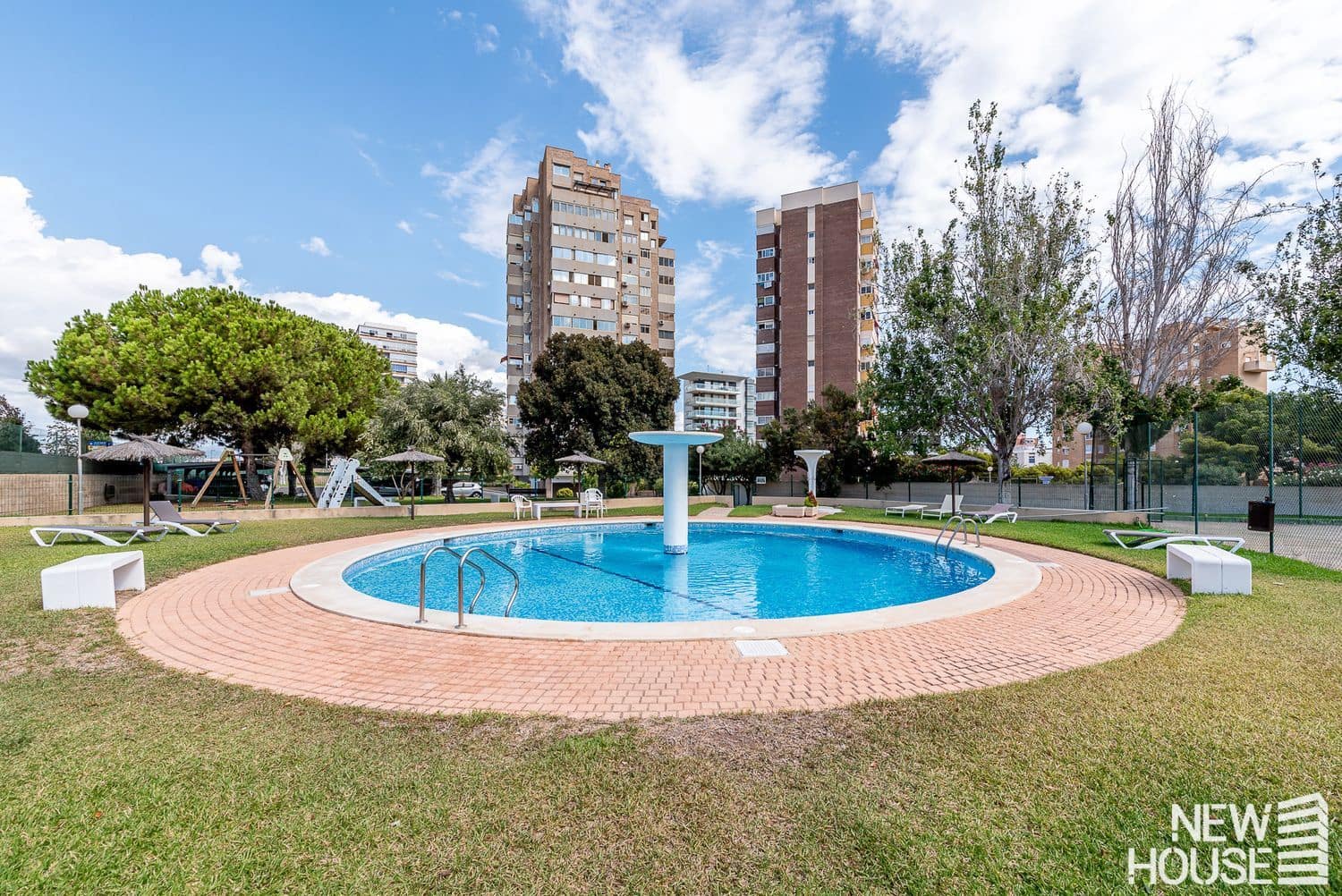 2 chambre Appartement à vendre à Cabo de las Huertas avec piscine garage - 585 000 € (Ref: 9669805)