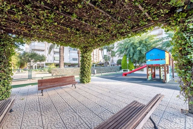 3 chambre Appartement à vendre à Playa de San Juan, Alicante ville avec piscine garage - 780 000 € (Ref: 9669806)