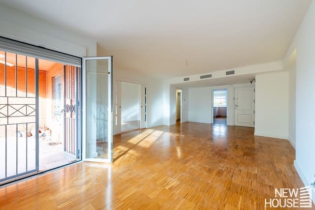 4 camera da letto Appartamento da affittare in Santa Faz, Alicante città con piscina garage - 2.300 € (Rif: 9669808)