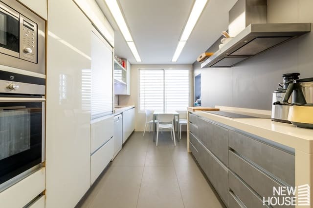 5 sovrum Hus till salu i Alicante Golf, Alicante stad med pool garage - 774 800 € (Ref: 9669809)