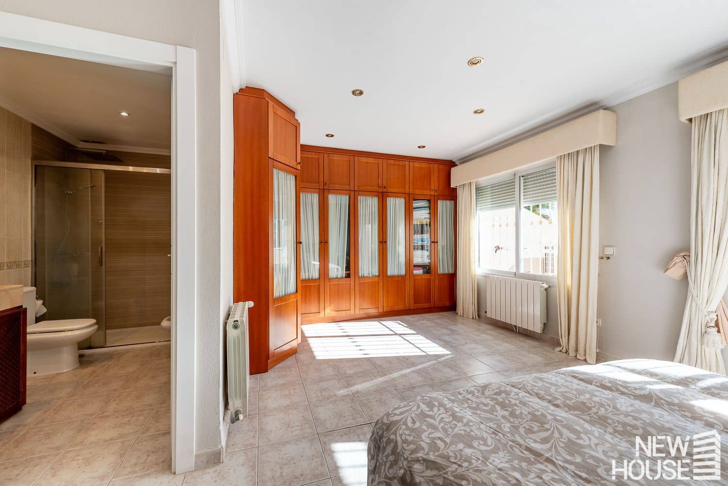 5 sovrum Hus till salu i Alicante stad med pool garage - 774 800 € (Ref: 9669809)