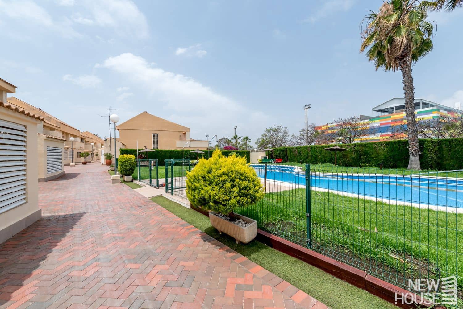 5 sovrum Hus till salu i Alicante stad med pool garage - 774 800 € (Ref: 9669809)