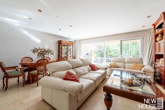 5 sovrum Hus till salu i Alicante Golf, Alicante stad med pool garage - 774 800 € (Ref: 9669809)