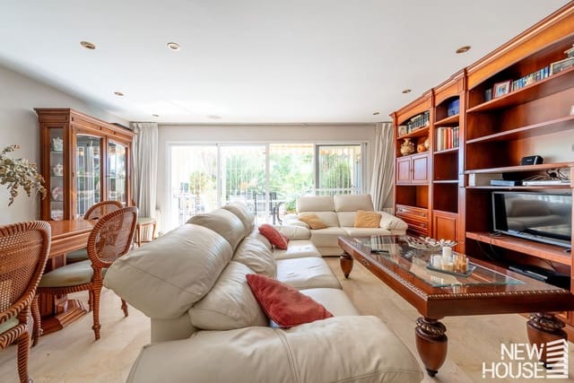 5 sovrum Hus till salu i Alicante Golf, Alicante stad med pool garage - 774 800 € (Ref: 9669809)