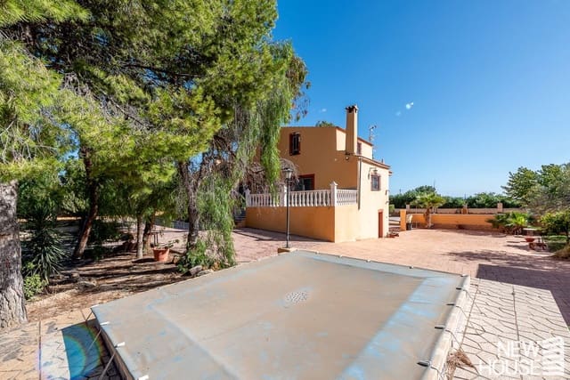 Finca/Casa Rural de 5 habitaciones en Muchamiel / Mutxamel en venta con piscina garaje - 550.000 € (Ref: 9669812)