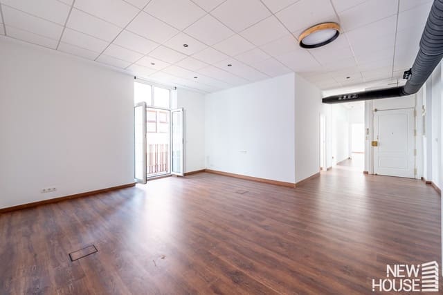 4 chambre Appartement à vendre à Barrio del Centro, Alicante ville avec garage - 540 000 € (Ref: 9669813)