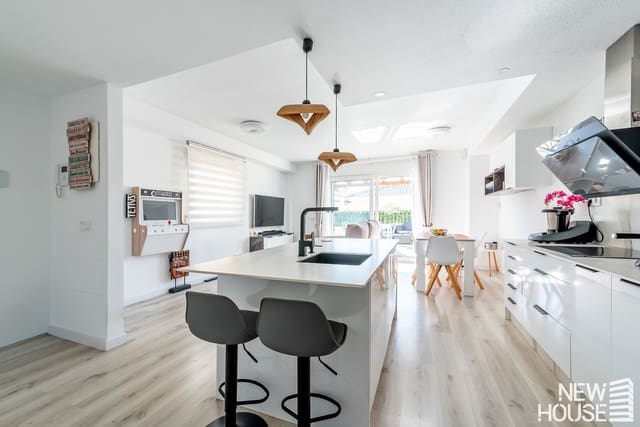 3 slaapkamer Appartement te koop in Muchamiel / Mutxamel met garage - € 273.000 (Ref: 9669814)