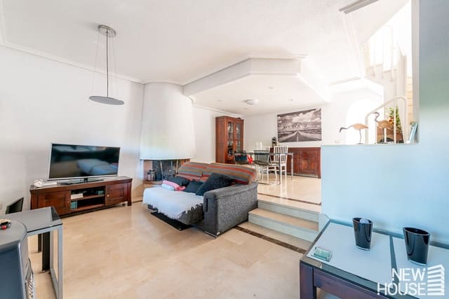 5 Zimmer Haus zu verkaufen in Cabo de las Huertas, Alicante / Alacant Stadt mit Pool Garage - 728.000 € (Ref: 9669815)