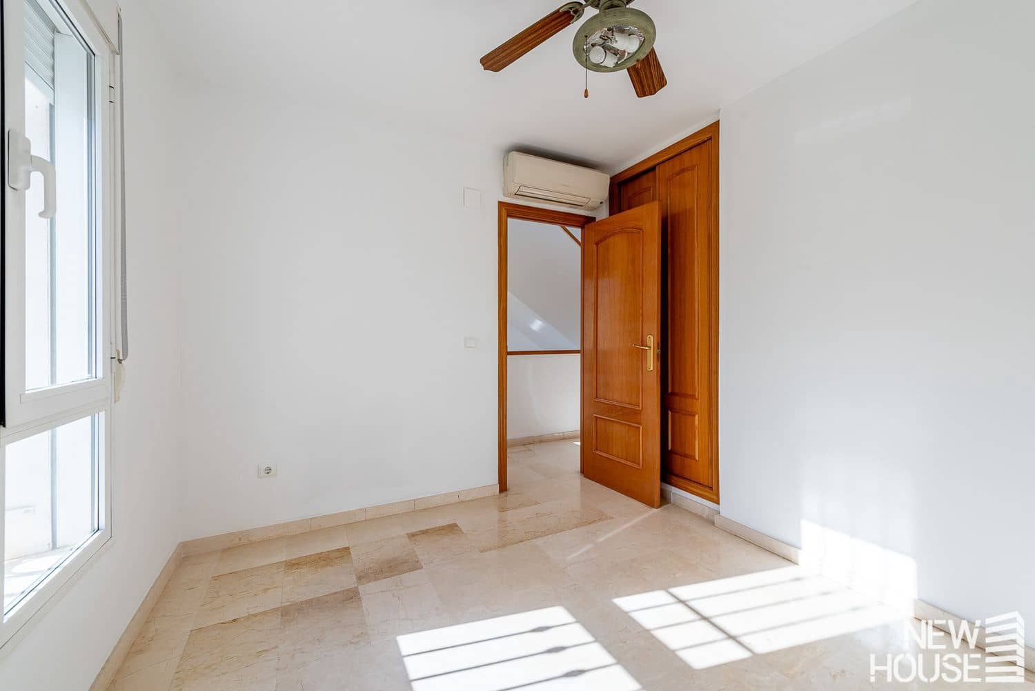 5 Zimmer Haus zu verkaufen in Alicante / Alacant Stadt mit Pool Garage - 690.000 € (Ref: 9669816)