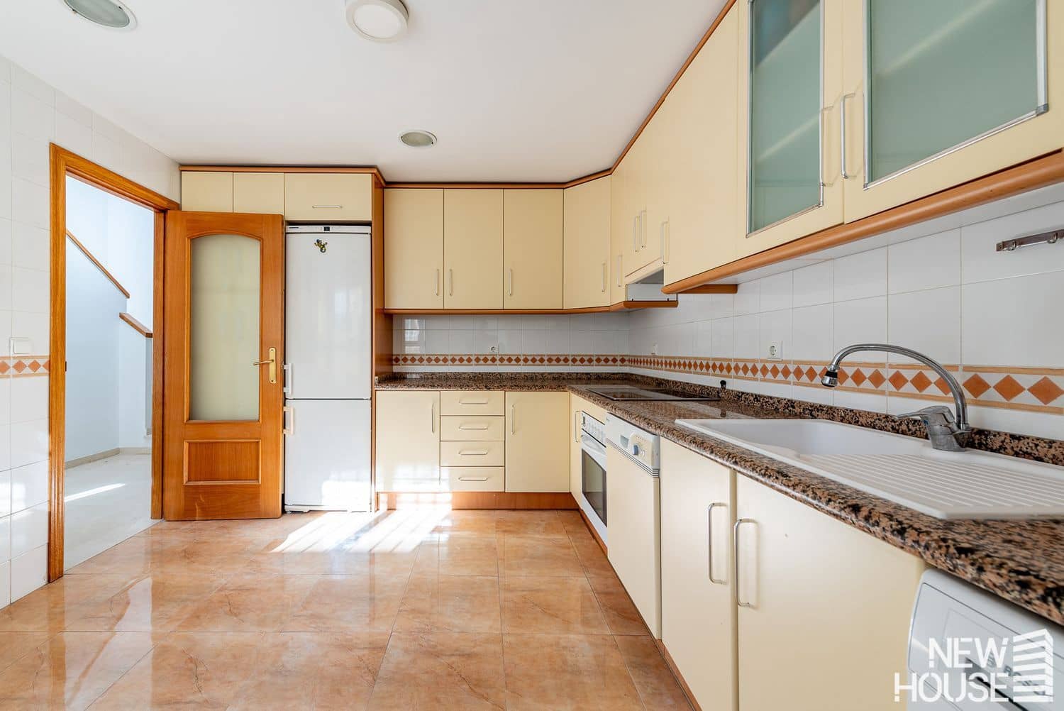 5 Zimmer Haus zu verkaufen in Alicante / Alacant Stadt mit Pool Garage - 690.000 € (Ref: 9669816)