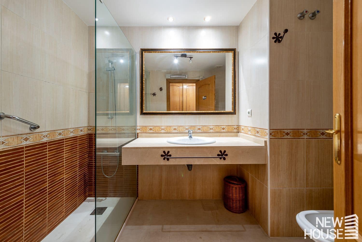 5 Zimmer Haus zu verkaufen in Alicante / Alacant Stadt mit Pool Garage - 690.000 € (Ref: 9669816)