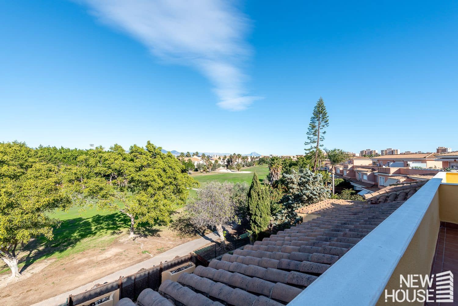 5 Zimmer Haus zu verkaufen in Alicante / Alacant Stadt mit Pool Garage - 690.000 € (Ref: 9669816)