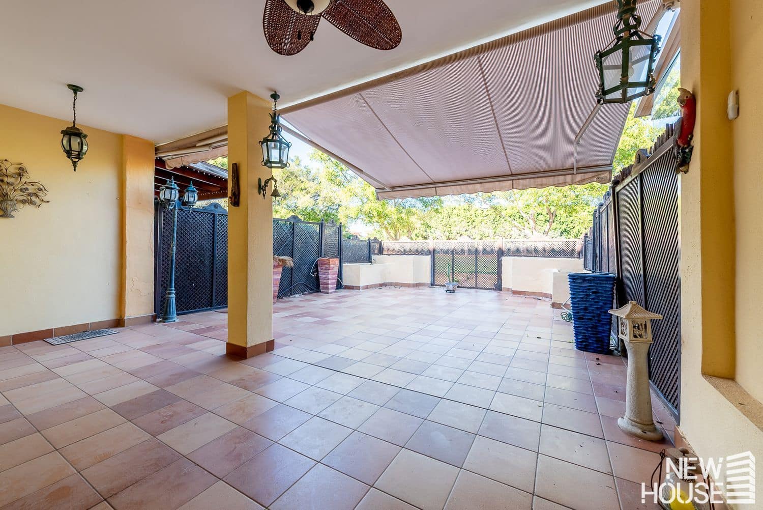 5 Zimmer Haus zu verkaufen in Alicante / Alacant Stadt mit Pool Garage - 690.000 € (Ref: 9669816)