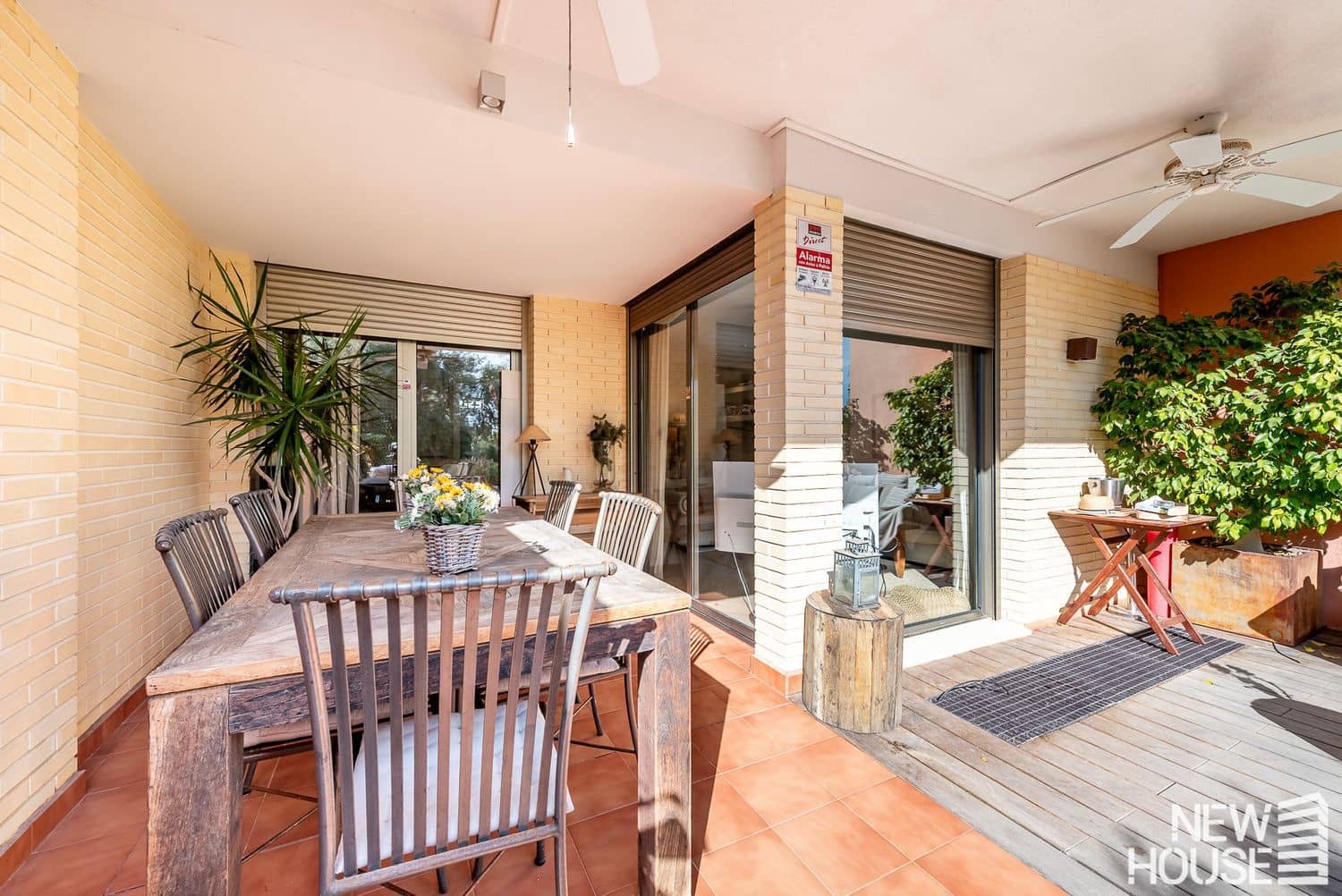 5 Zimmer Haus zu verkaufen in Alicante / Alacant Stadt mit Pool Garage - 698.000 € (Ref: 9669817)